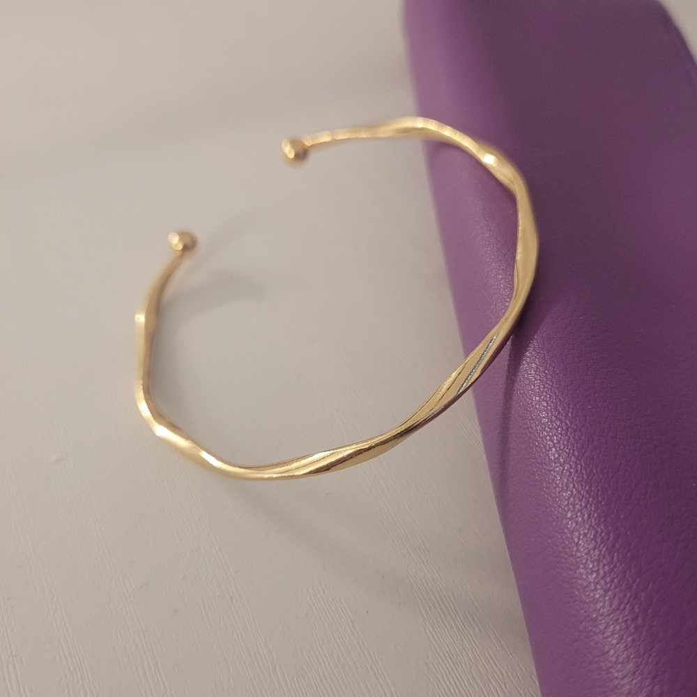 Cute bangle